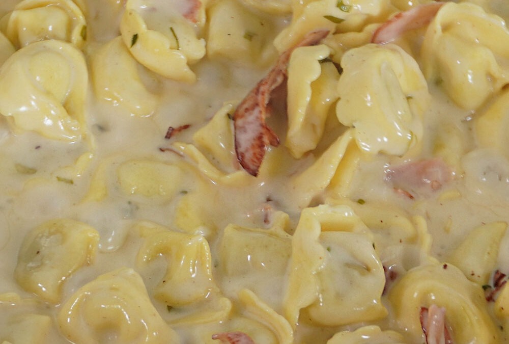 Rezept Soße für Tortellini mit Schinken