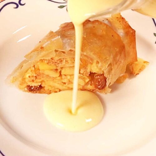 Vanillesoße selber machen Rezept - zu Apfelstrudel