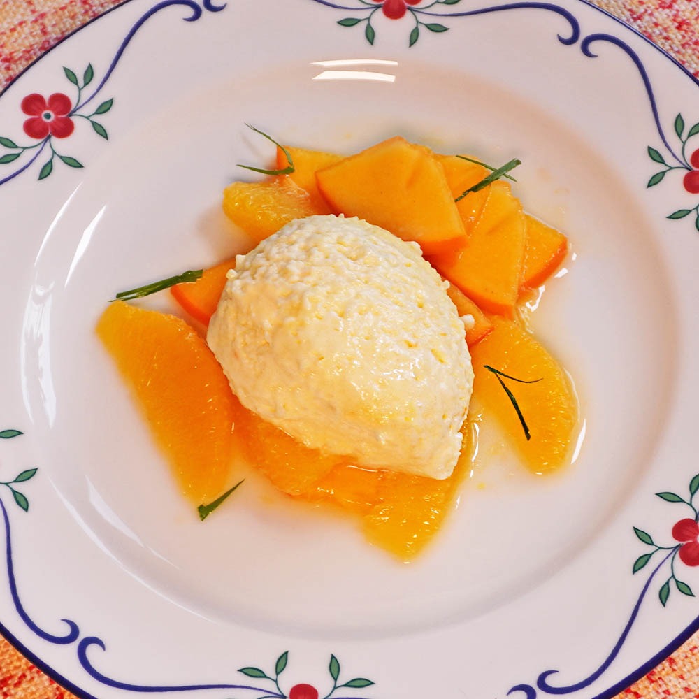 Kaki-Orangensalat mit Orangenmousse Kaki Orangen Salat mit Orangenmousse