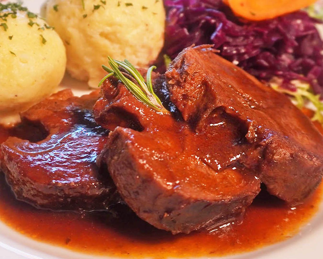 Lammkeule schmoren Rezept - Ostern Essen - Kochen mit Moki