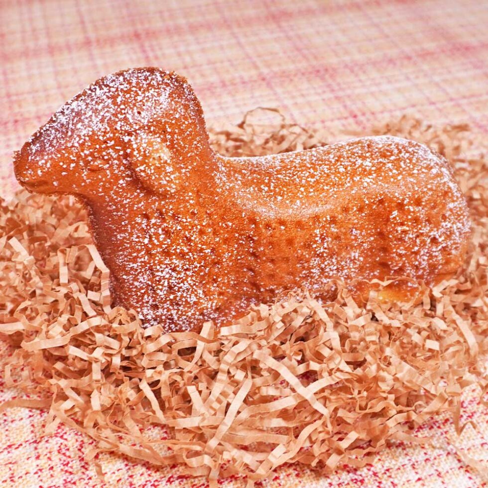 Osterlamm-Kuchen mit Eierlikör backen - Rezept - Kochen mit Moki