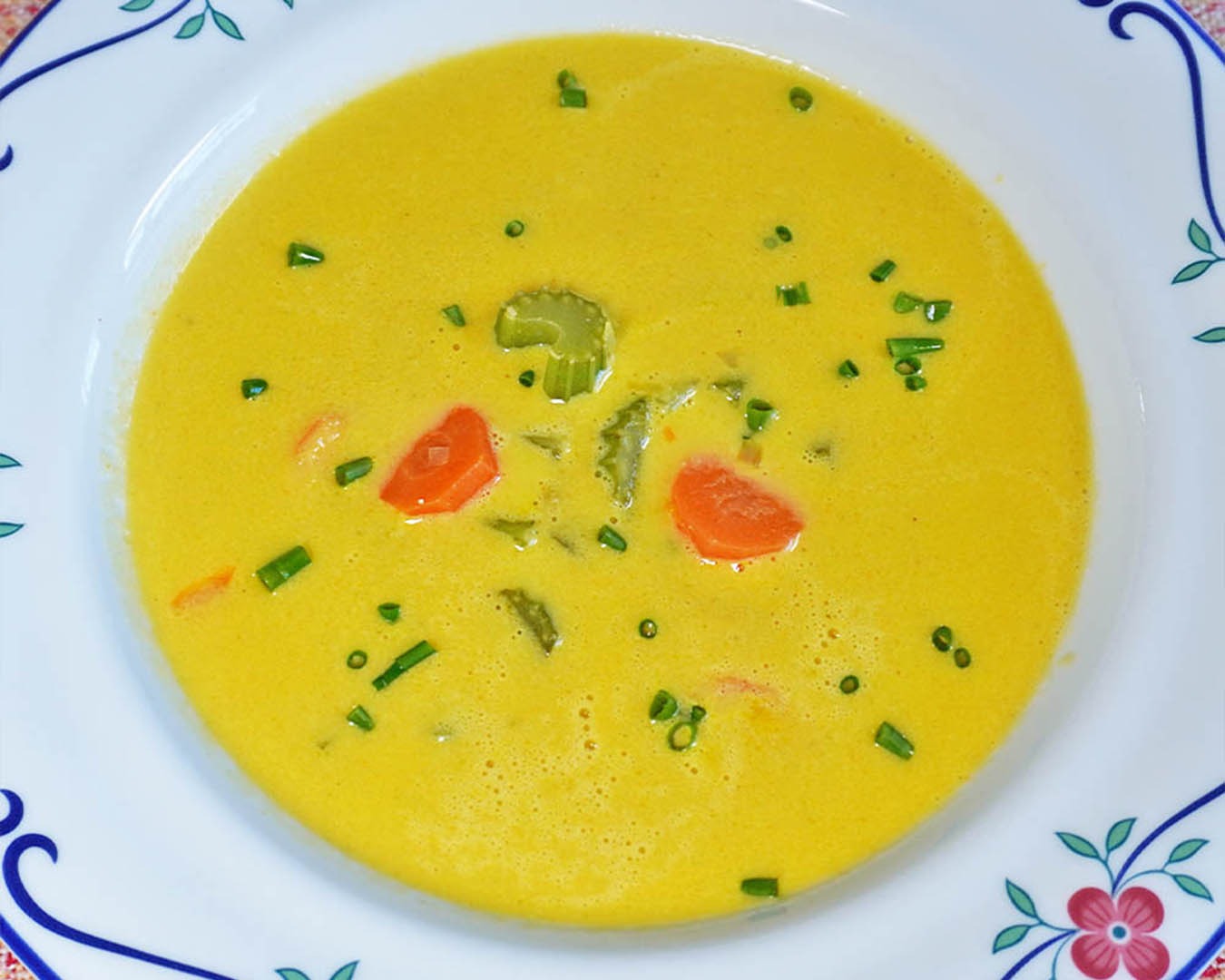 Staudensellerie Möhren Suppe Rezept - Kochen mit Moki