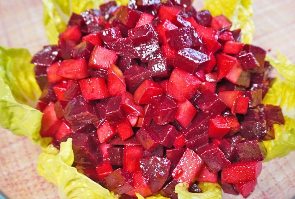 Omas Rote Bete Salat mit Apfel Rezept