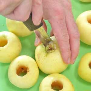 Kerngehäuse aus Äpfeln entfernen