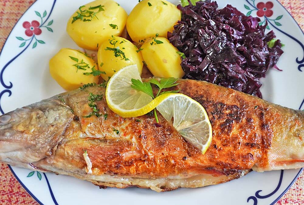 Saibling im Ganzen gebraten – Rezept