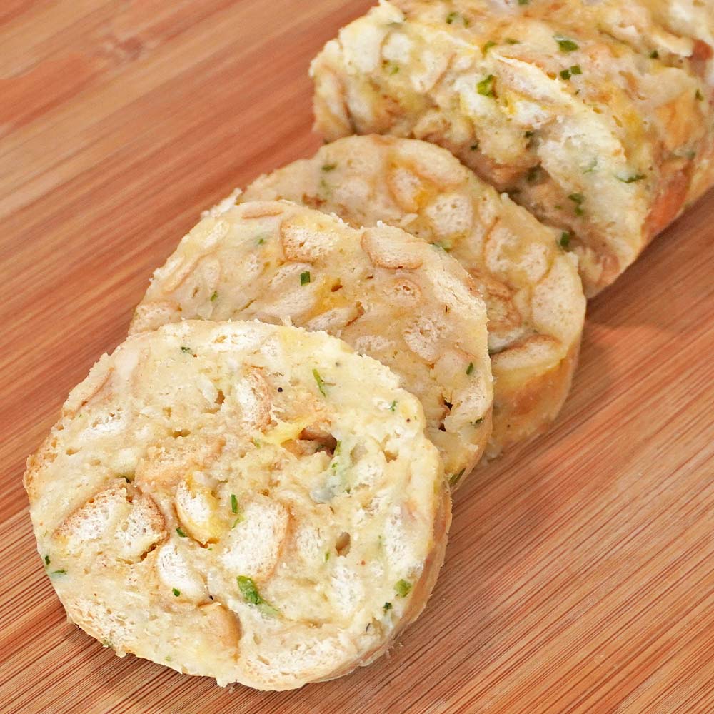 selbst gemachte Serviettenknödel