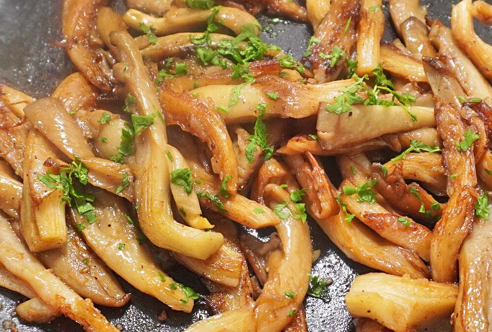 Austernpilze knusprig braten – einfaches Rezept