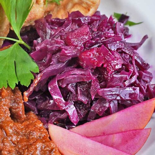 Apfelrotkohl als Beilage