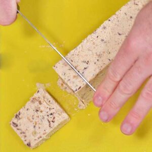 Lebkuchenparfait schneiden