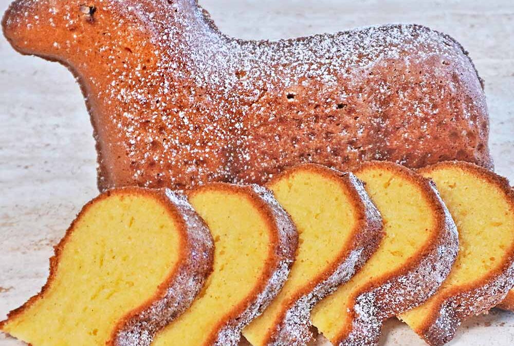 Osterlamm-Kuchen mit Eierlikör backen – Rezept