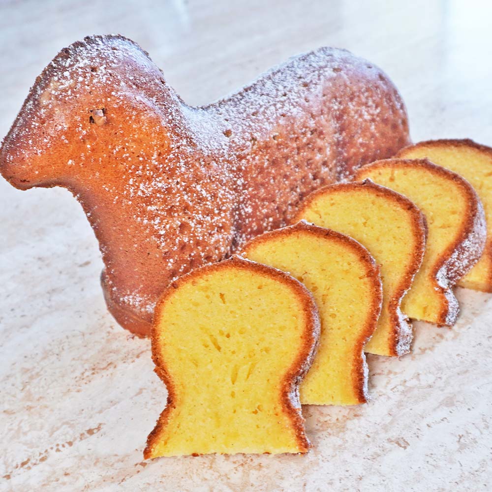 Osterlamm selbst gebacken mit Eierlikör
